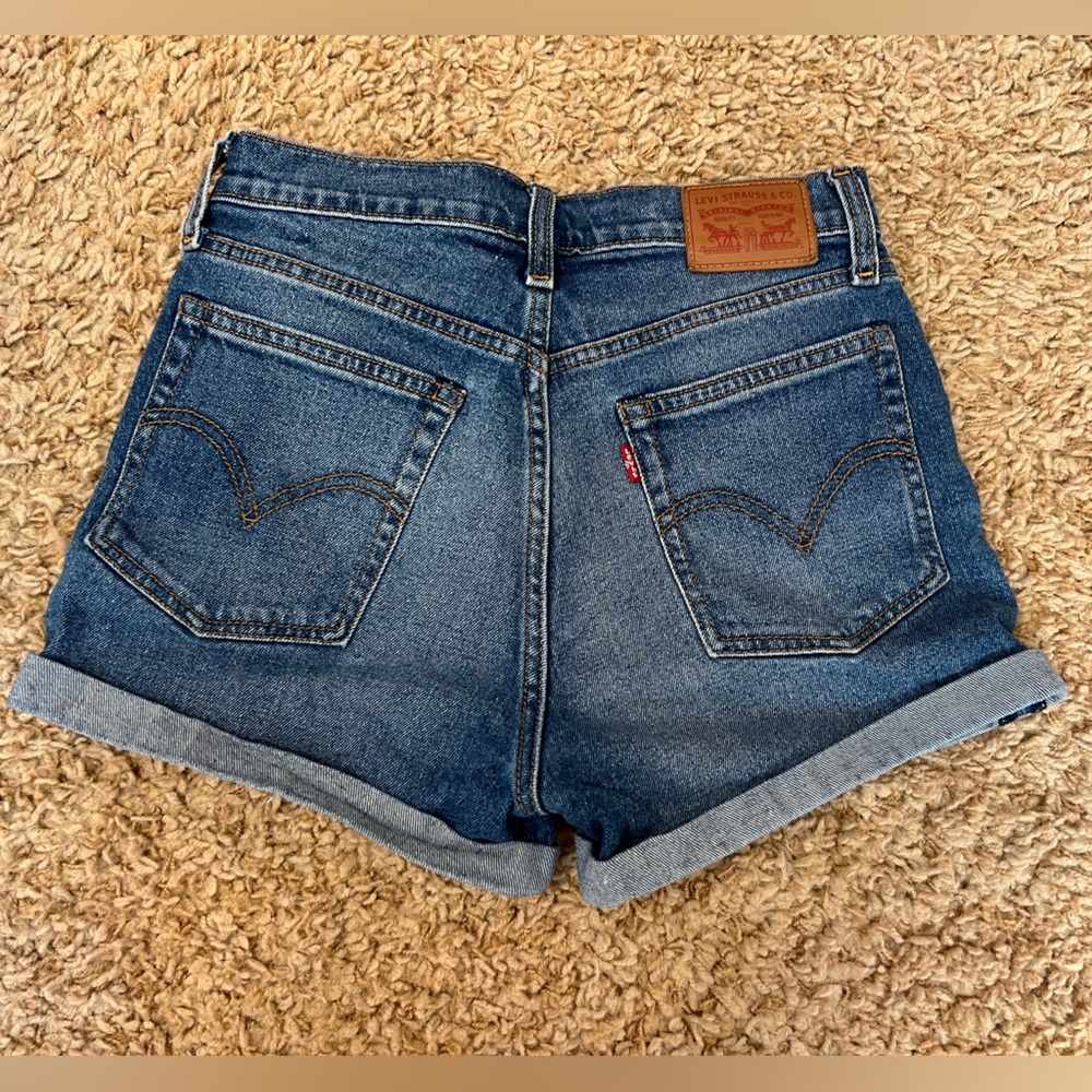 Levi’s shorts